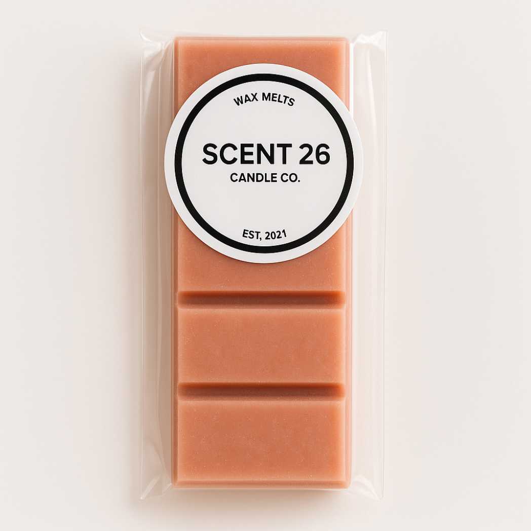 45g Coffee Mocha wax melt snap bar with 5 rich rectangular sections, deep espresso brown colour with creamy beige marbling, fragranced with roasted coffee beans, sweet chocolate, and a dash of vanilla cream.