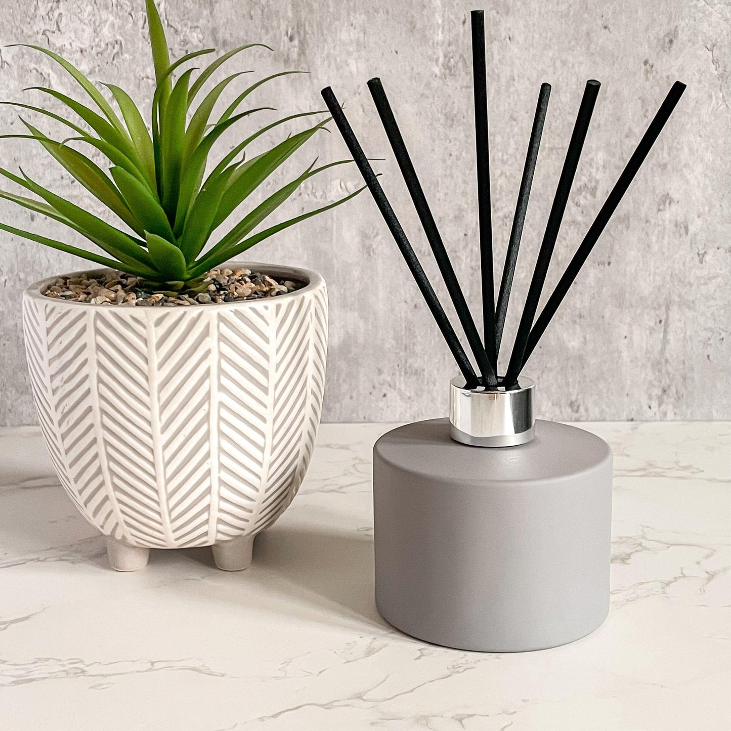 Scent 26 Candle Co. Air Fresheners Reed Diffuser | Ice Grey | Dark Honey & Tobacco | 200ml